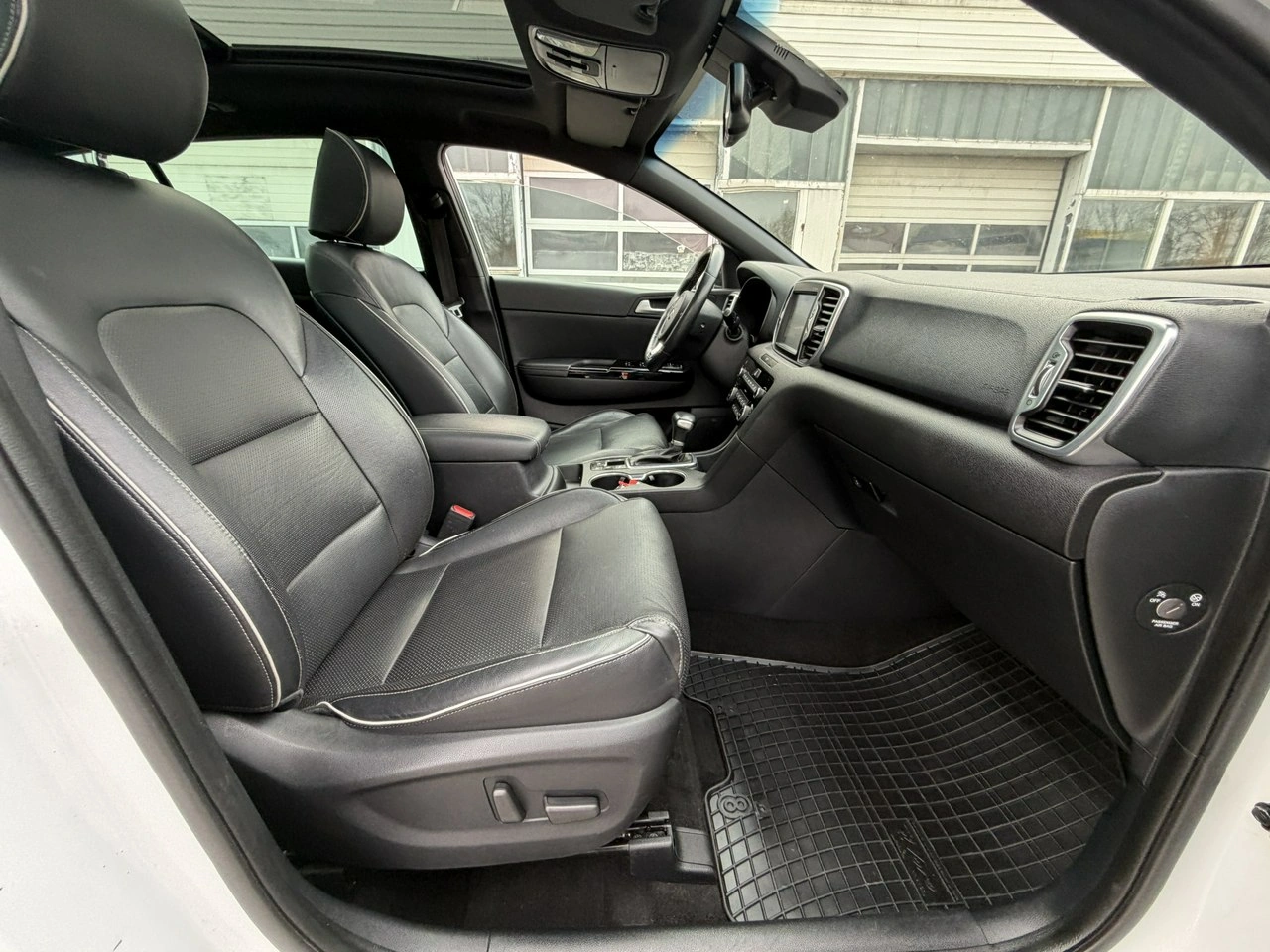 Kia Sportage - Zdjęcie 34