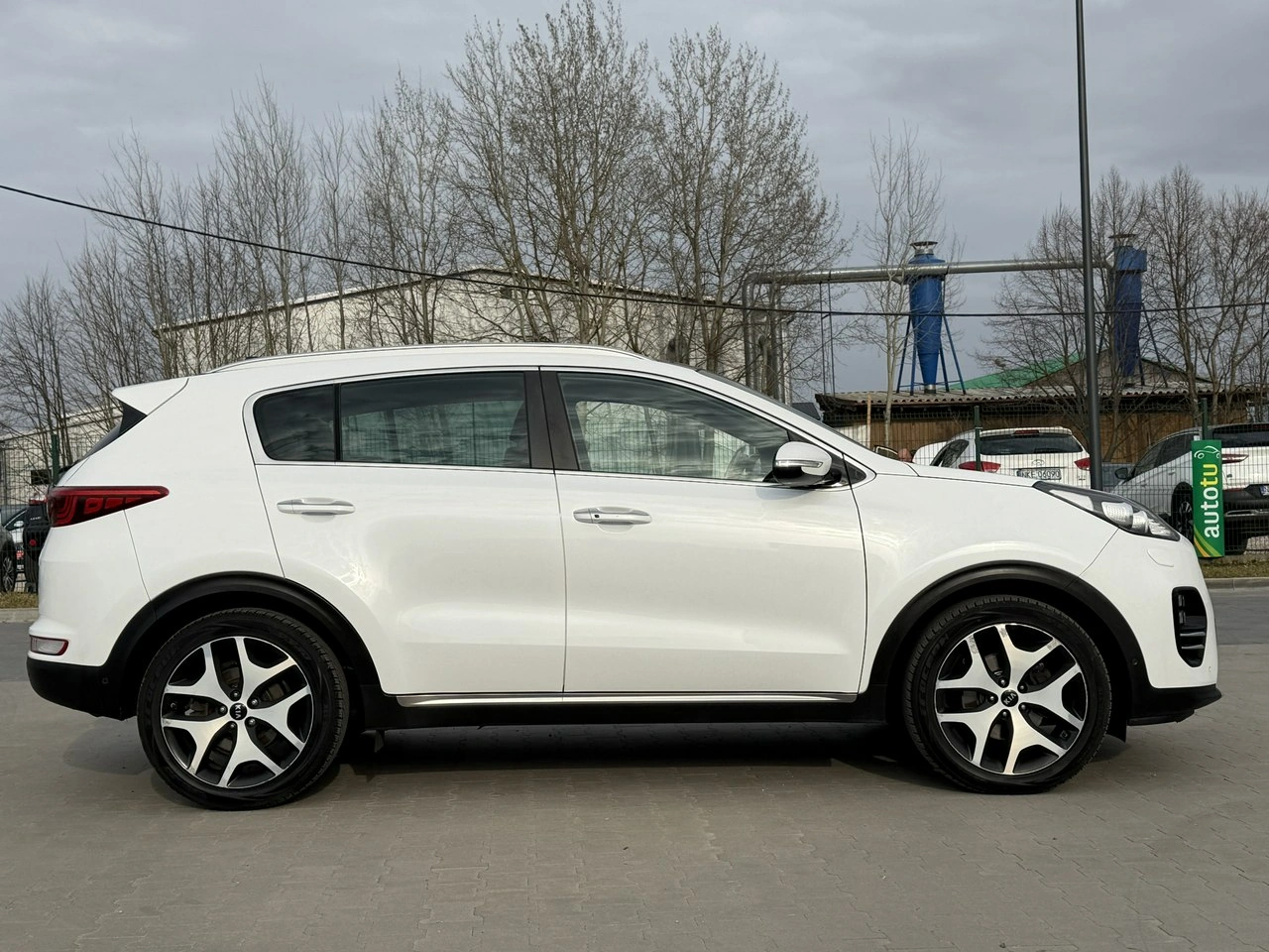 Kia Sportage - Zdjęcie 12