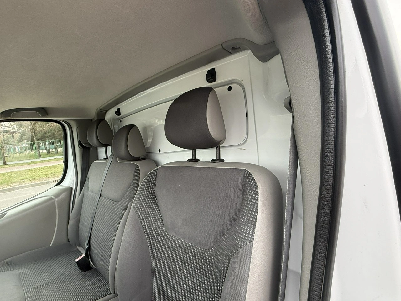 Opel Vivaro - Zdjęcie 21