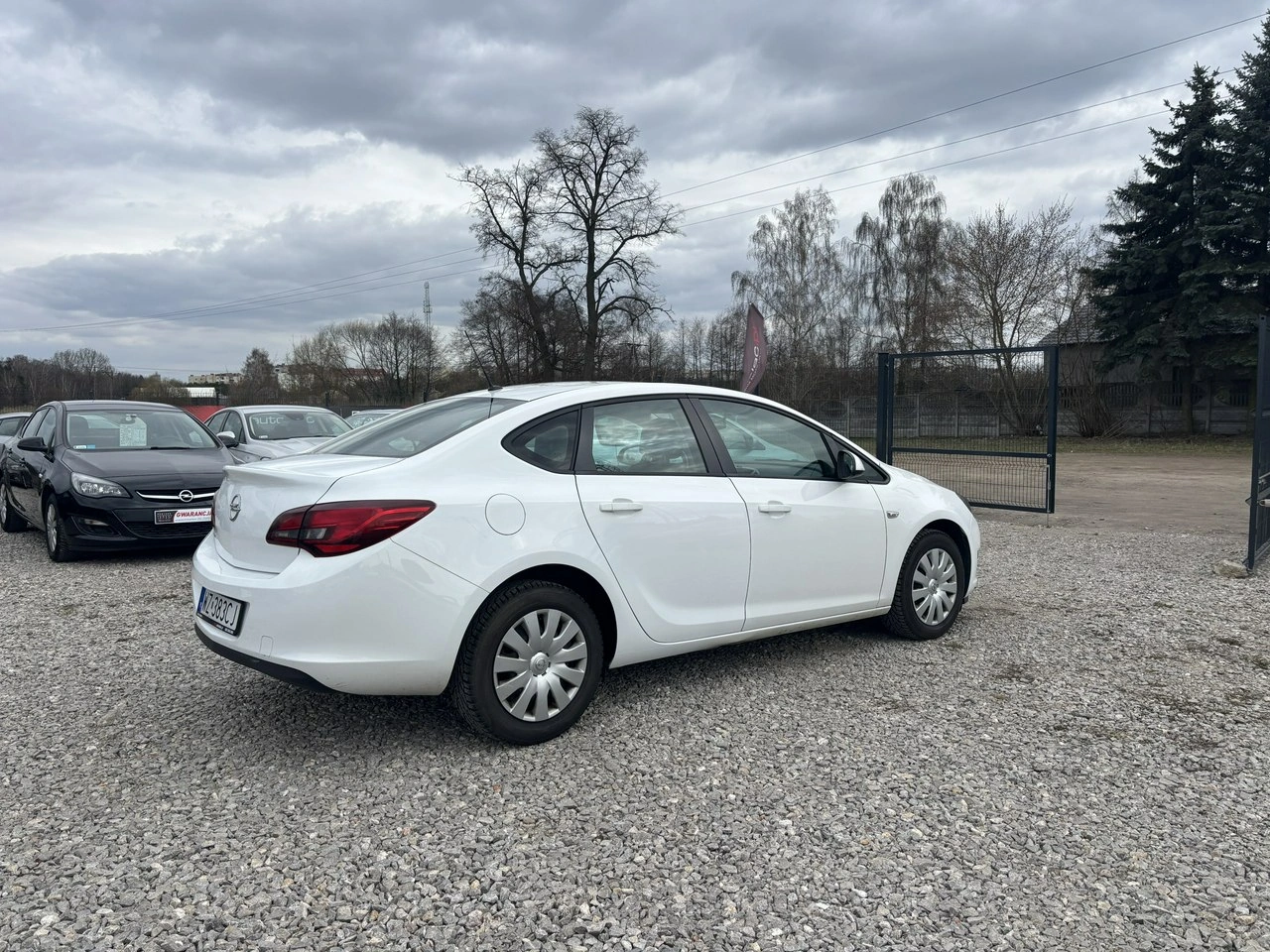 Opel Astra - Zdjęcie 10