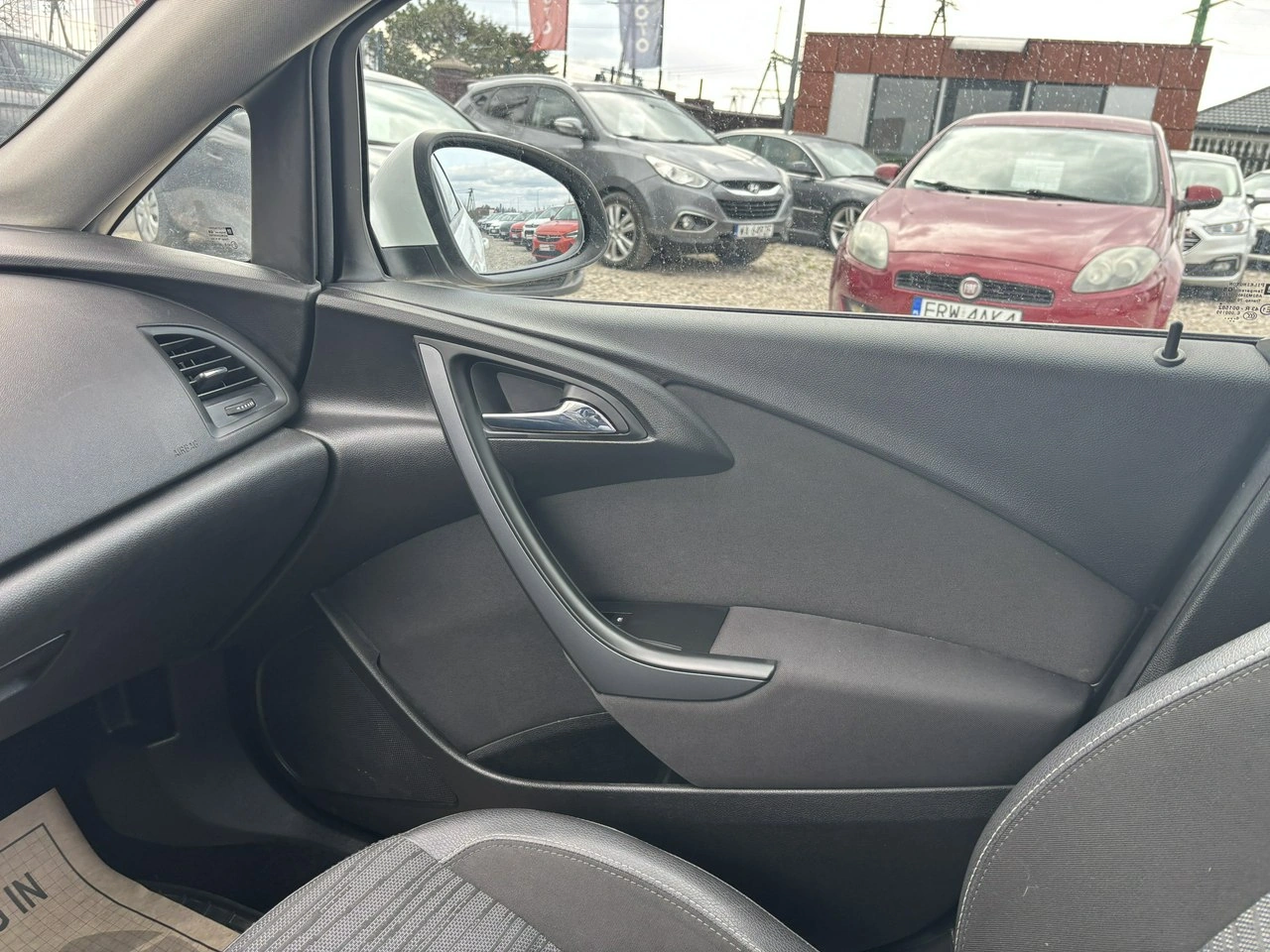 Opel Astra - Zdjęcie 27