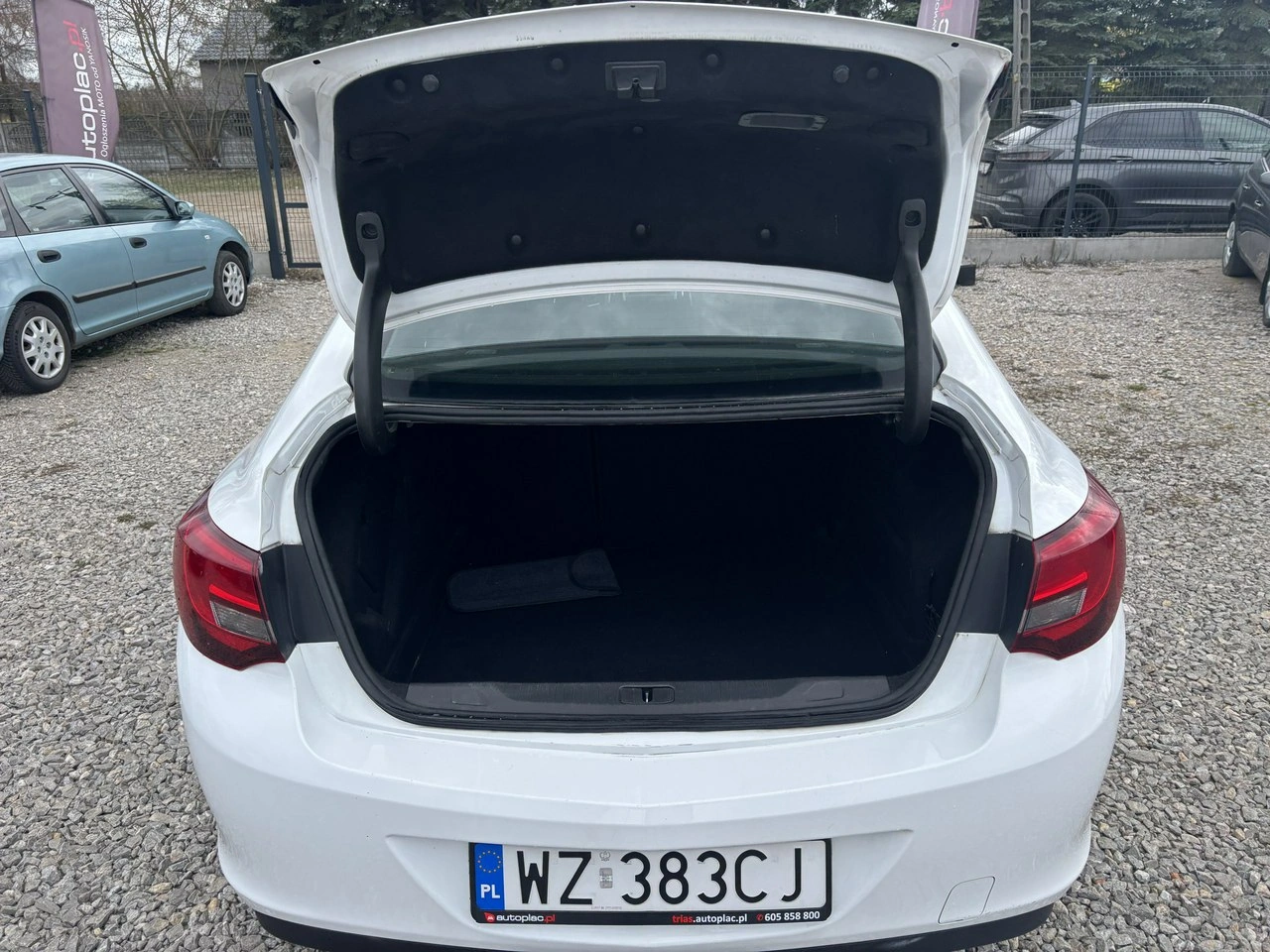 Opel Astra - Zdjęcie 30