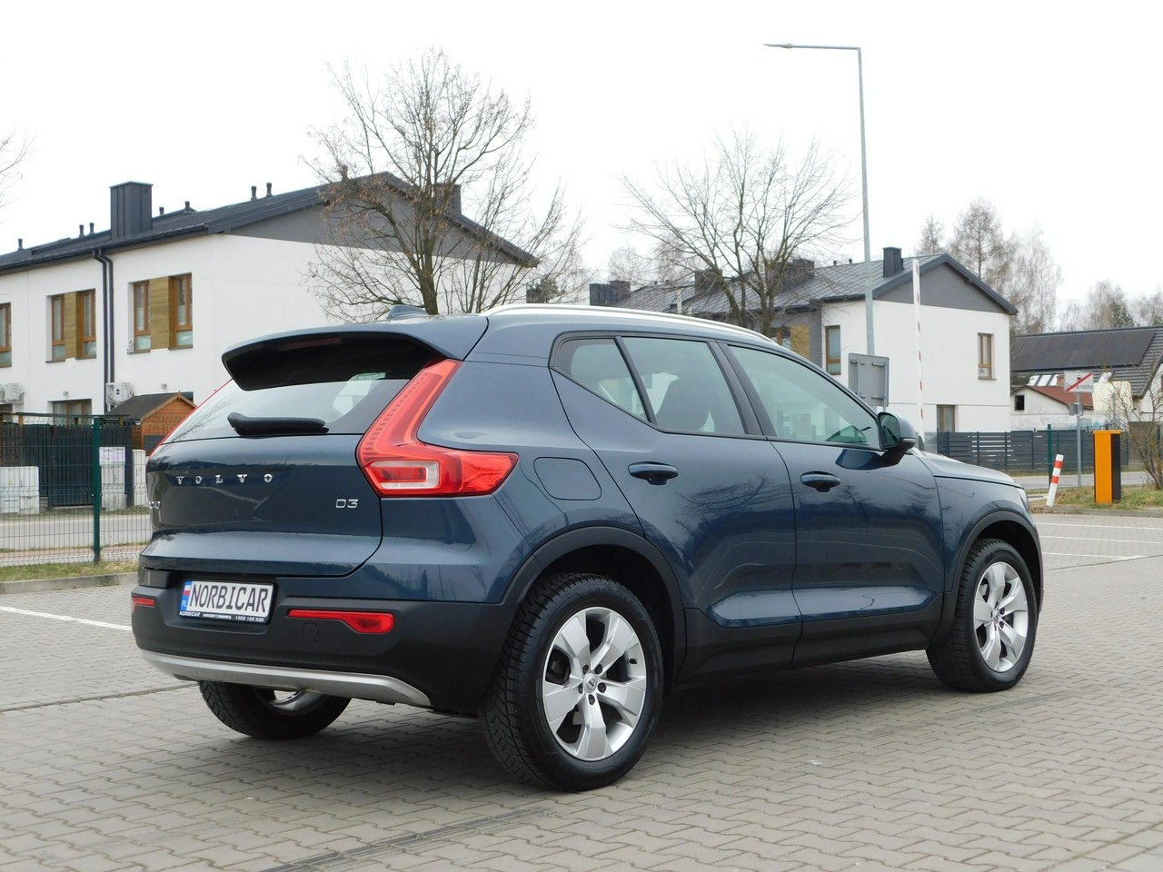 Volvo XC 40 - Zdjęcie 32