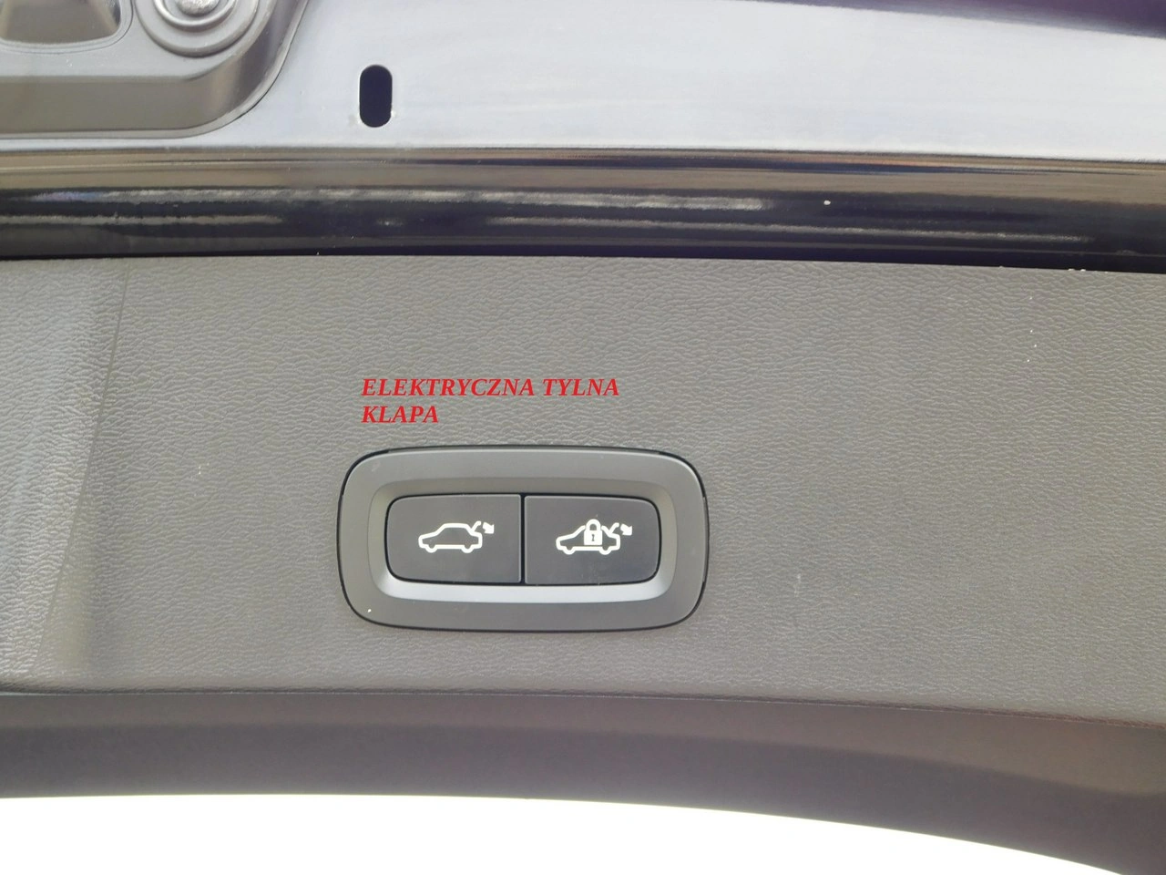 Volvo XC 40 - Zdjęcie 30