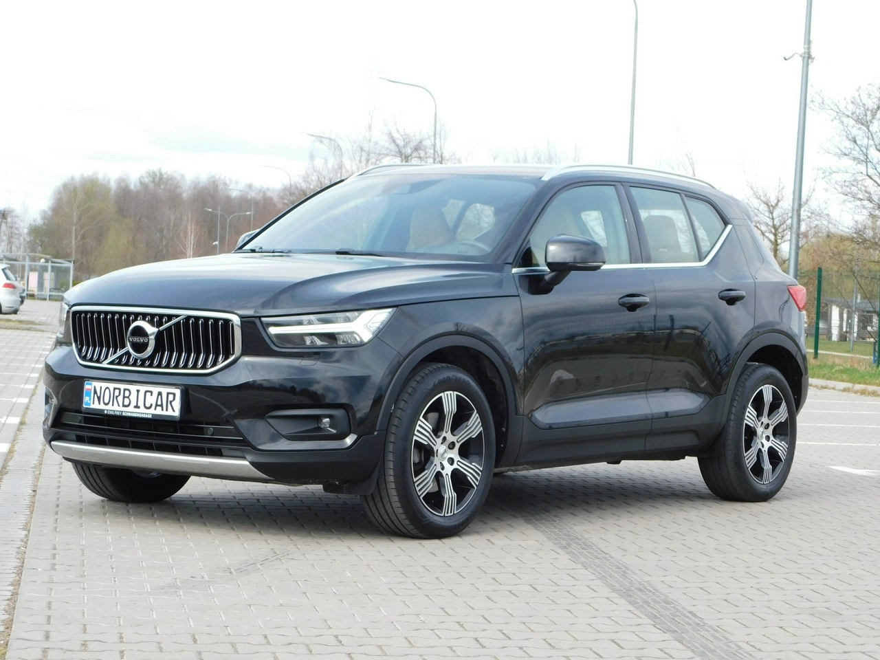 Volvo XC 40 - Zdjęcie 37