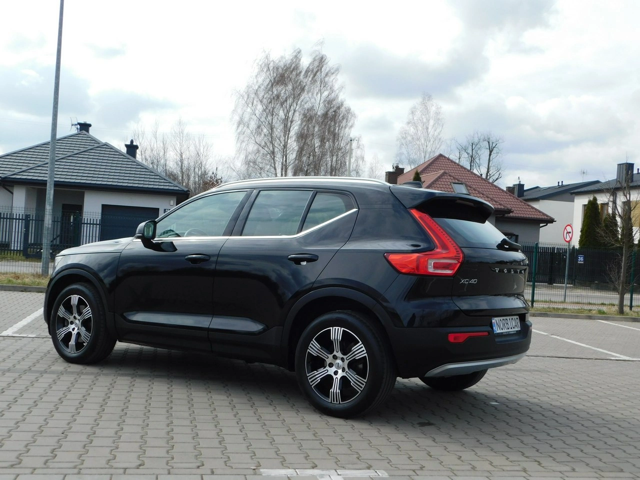 Volvo XC 40 - Zdjęcie 44
