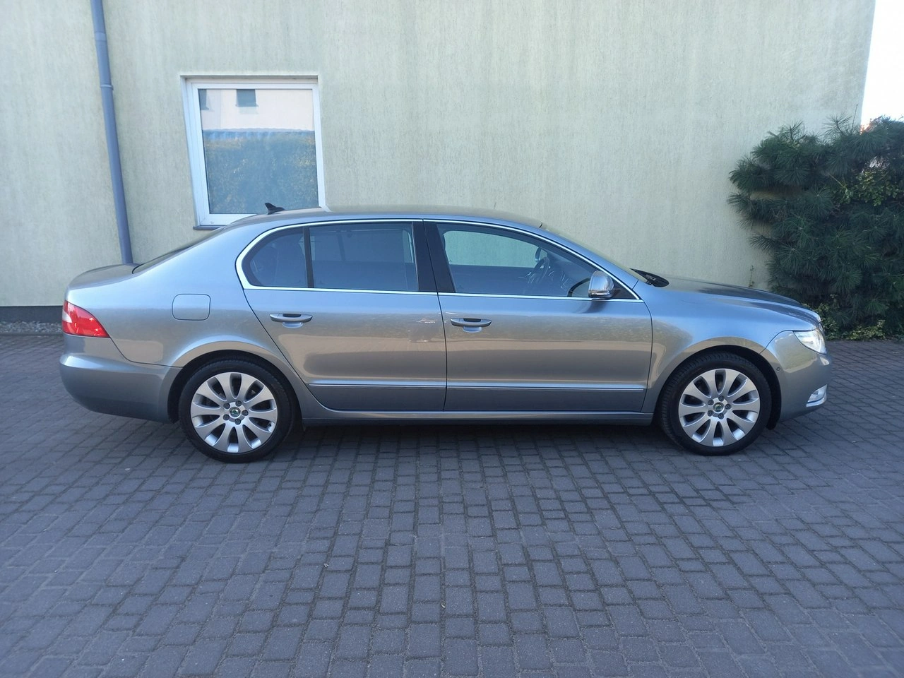 Skoda Superb - Zdjęcie 11