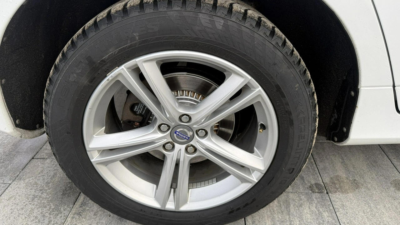 Volvo XC 60 - Zdjęcie 10