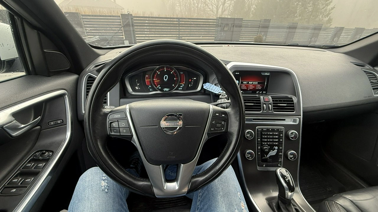 Volvo XC 60 - Zdjęcie 18