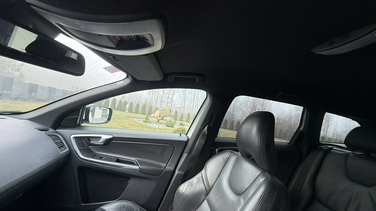Volvo XC 60 - Zdjęcie 22