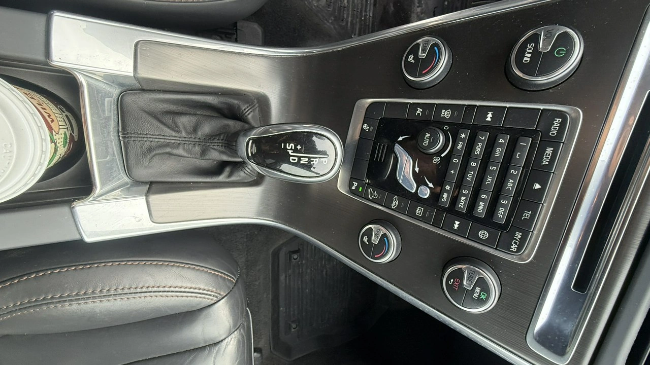 Volvo XC 60 - Zdjęcie 26