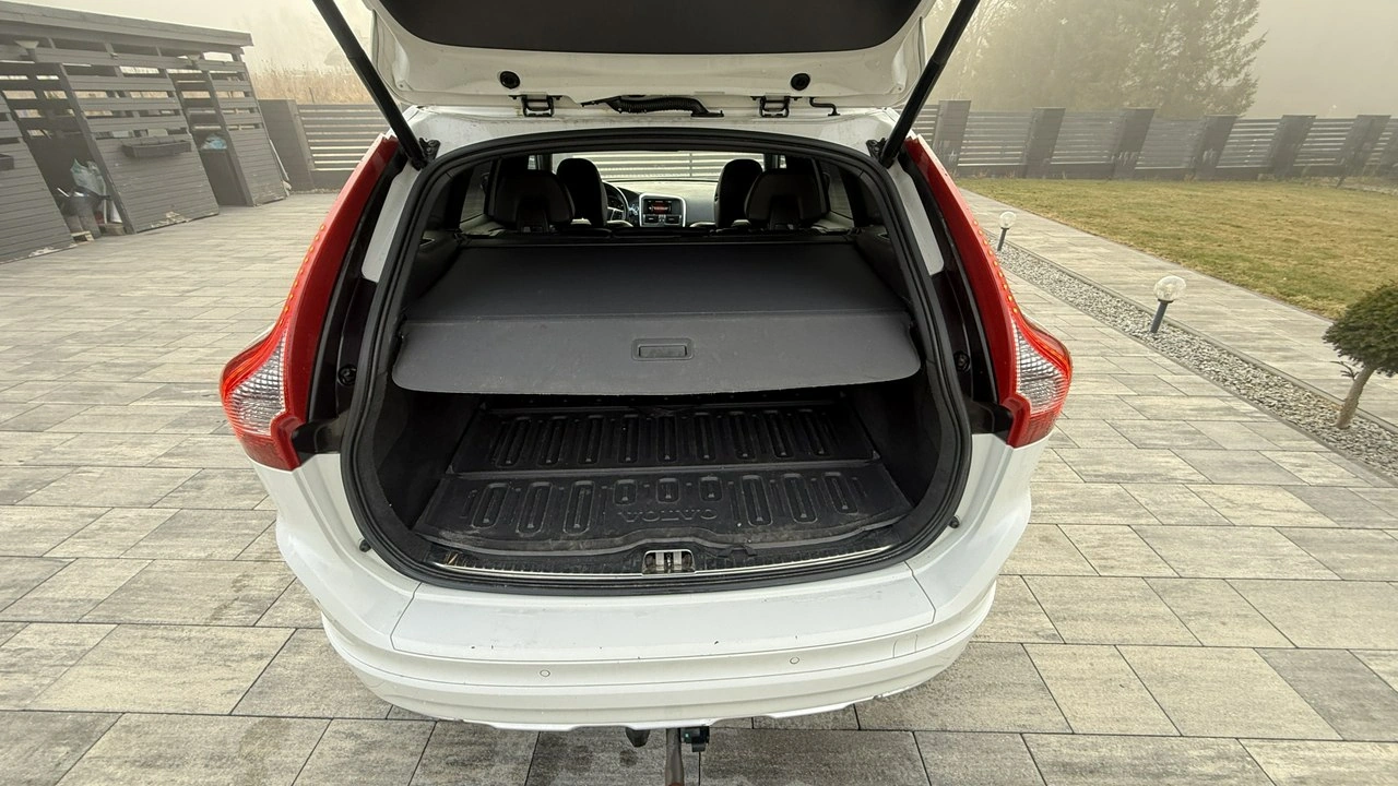 Volvo XC 60 - Zdjęcie 31