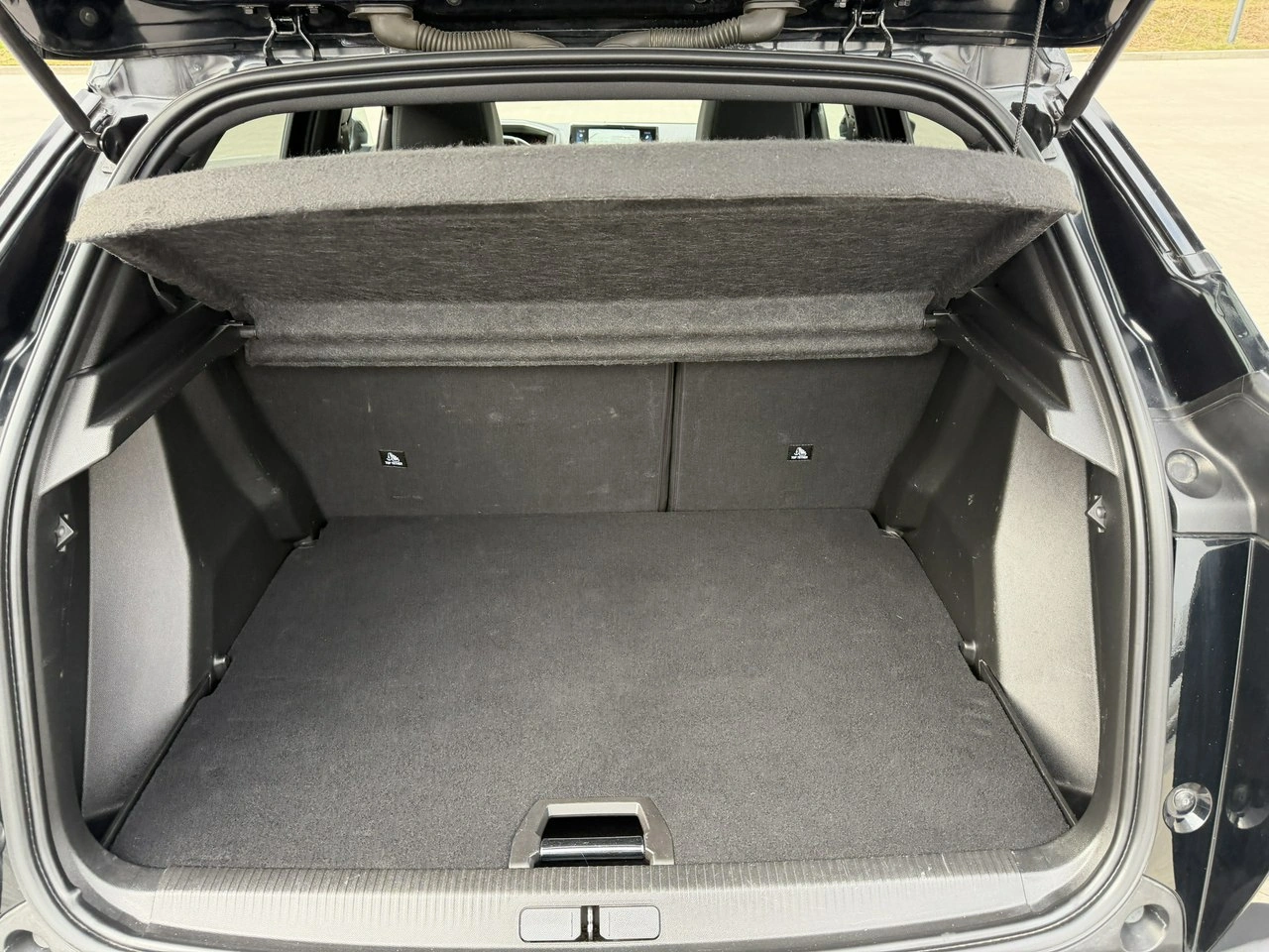 Peugeot 2008 - Zdjęcie 38