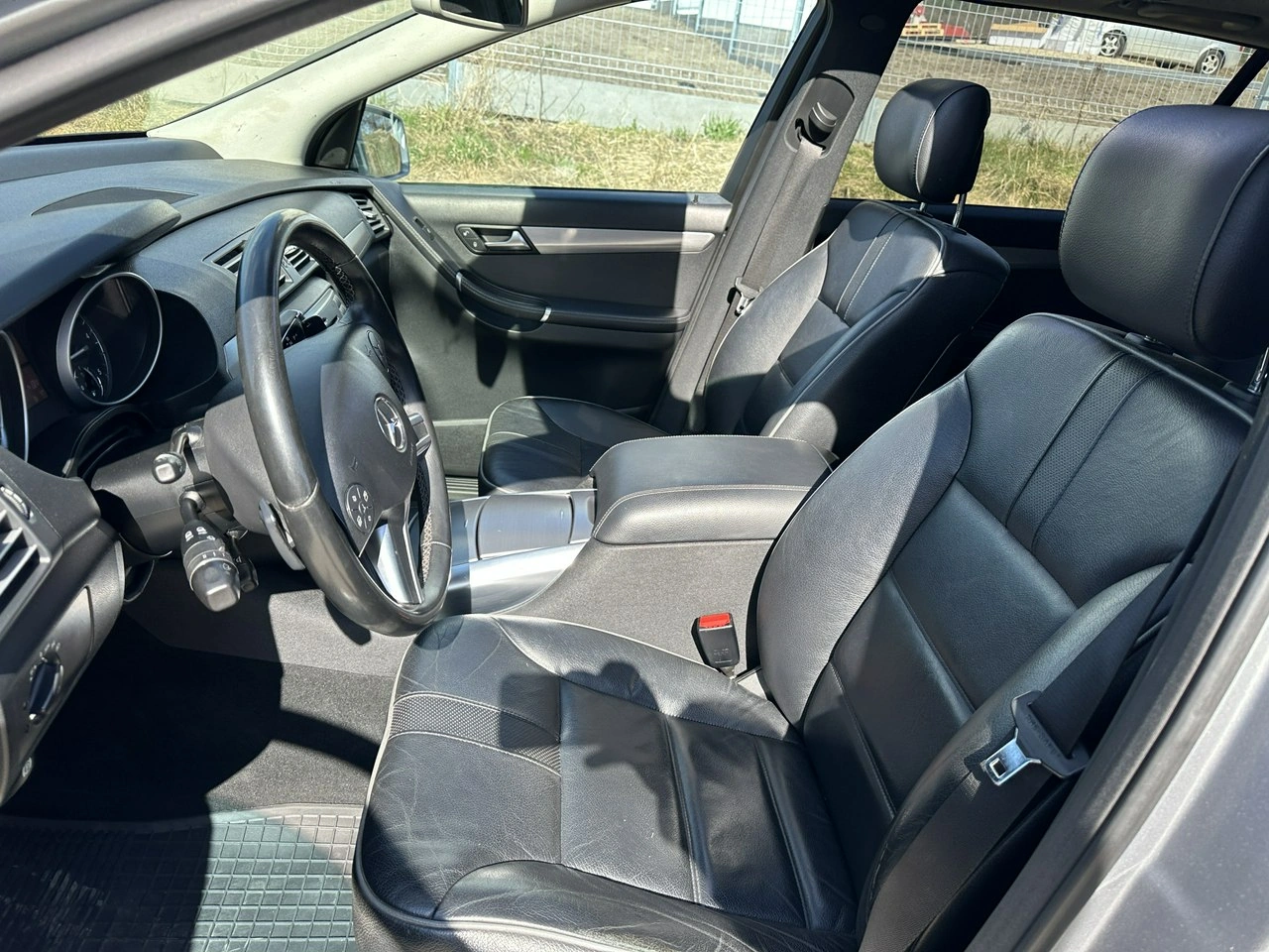 Mercedes R 350 - Zdjęcie 11