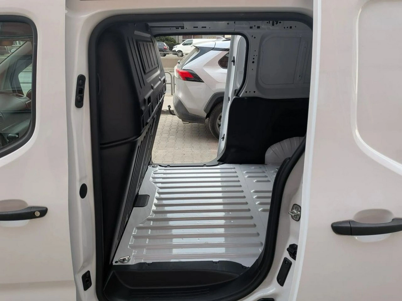 Citroën Berlingo - Zdjęcie 17