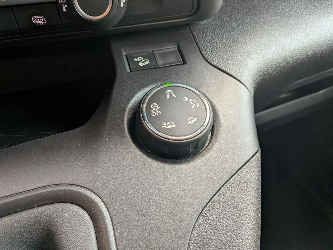 Peugeot Partner - Zdjęcie 22