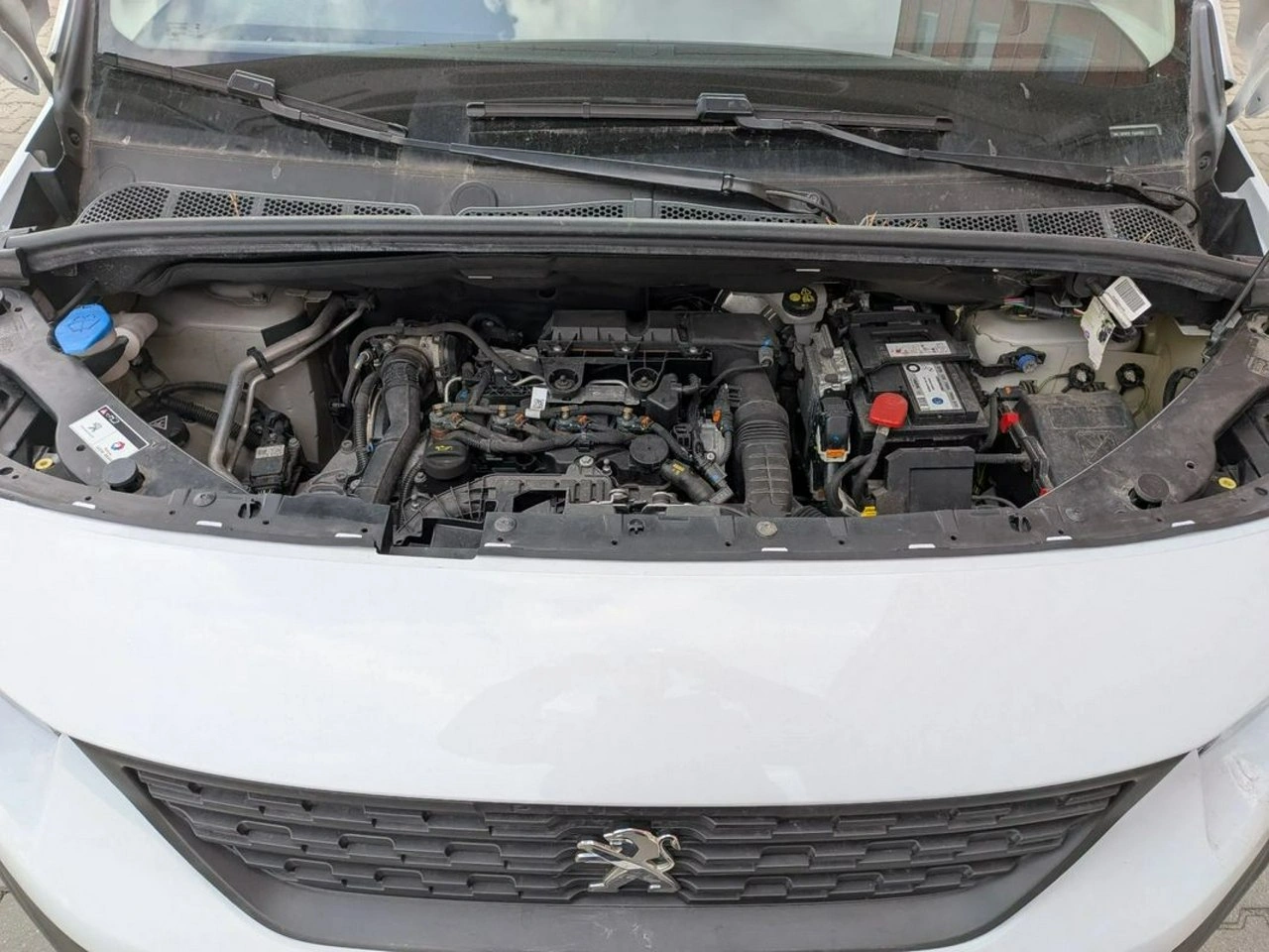 Peugeot Partner - Zdjęcie 39