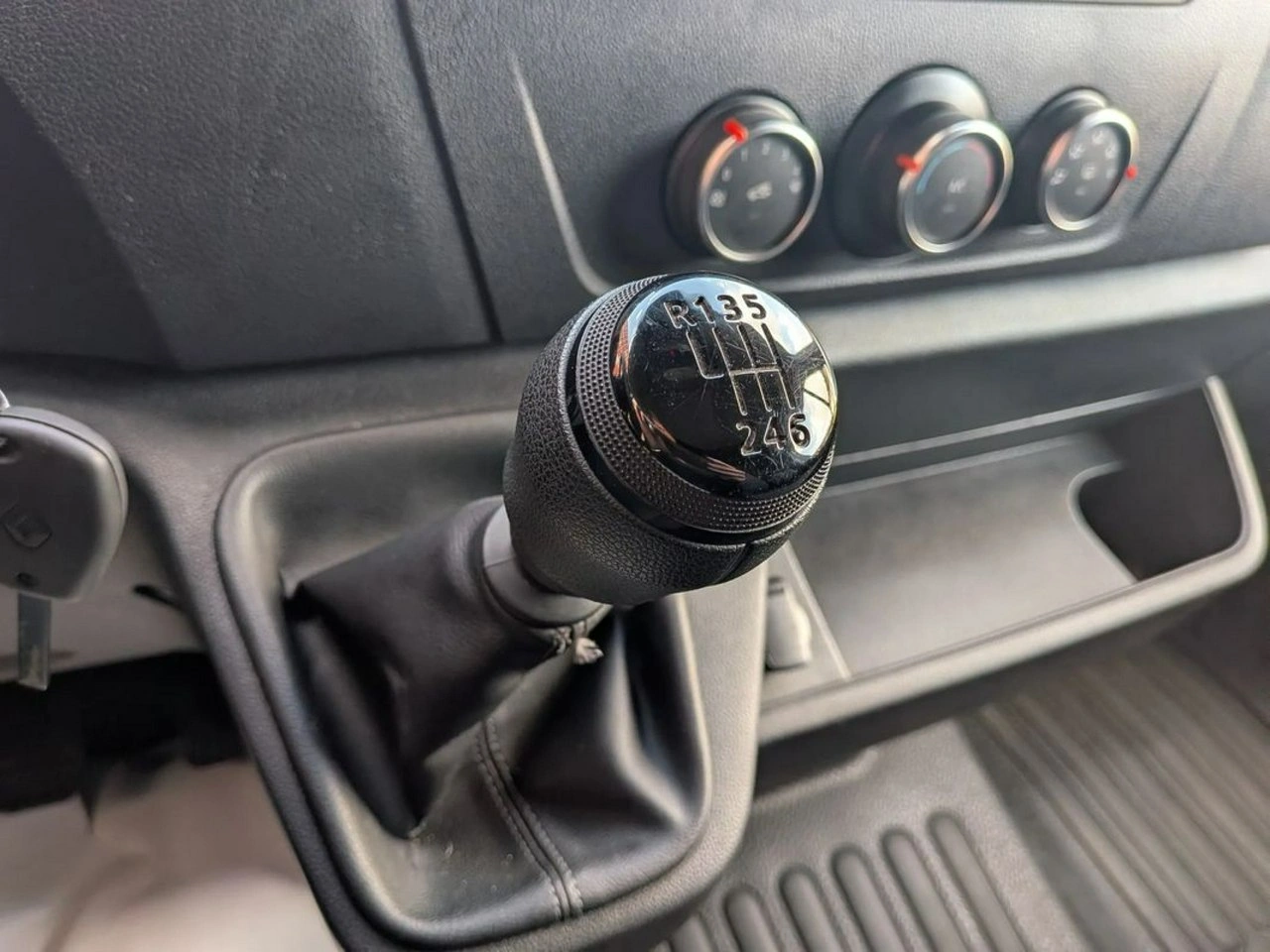 Renault Master - Zdjęcie 21