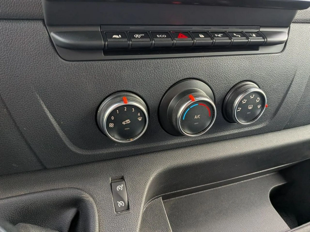 Renault Master - Zdjęcie 15