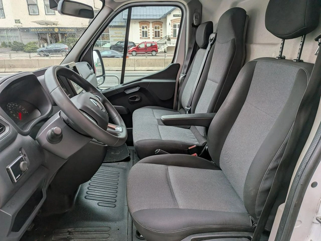 Renault Master - Zdjęcie 10