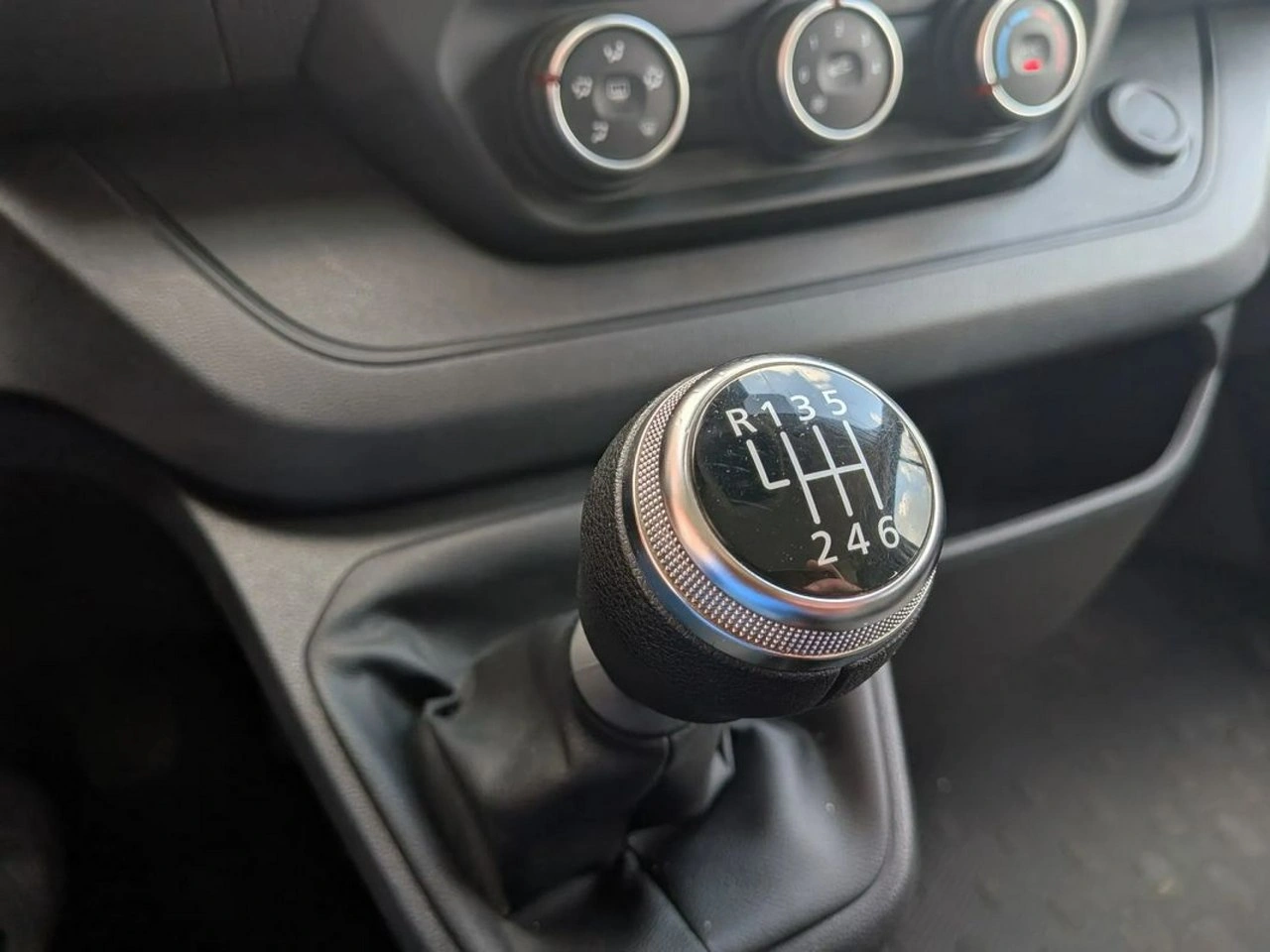 Renault Trafic - Zdjęcie 5