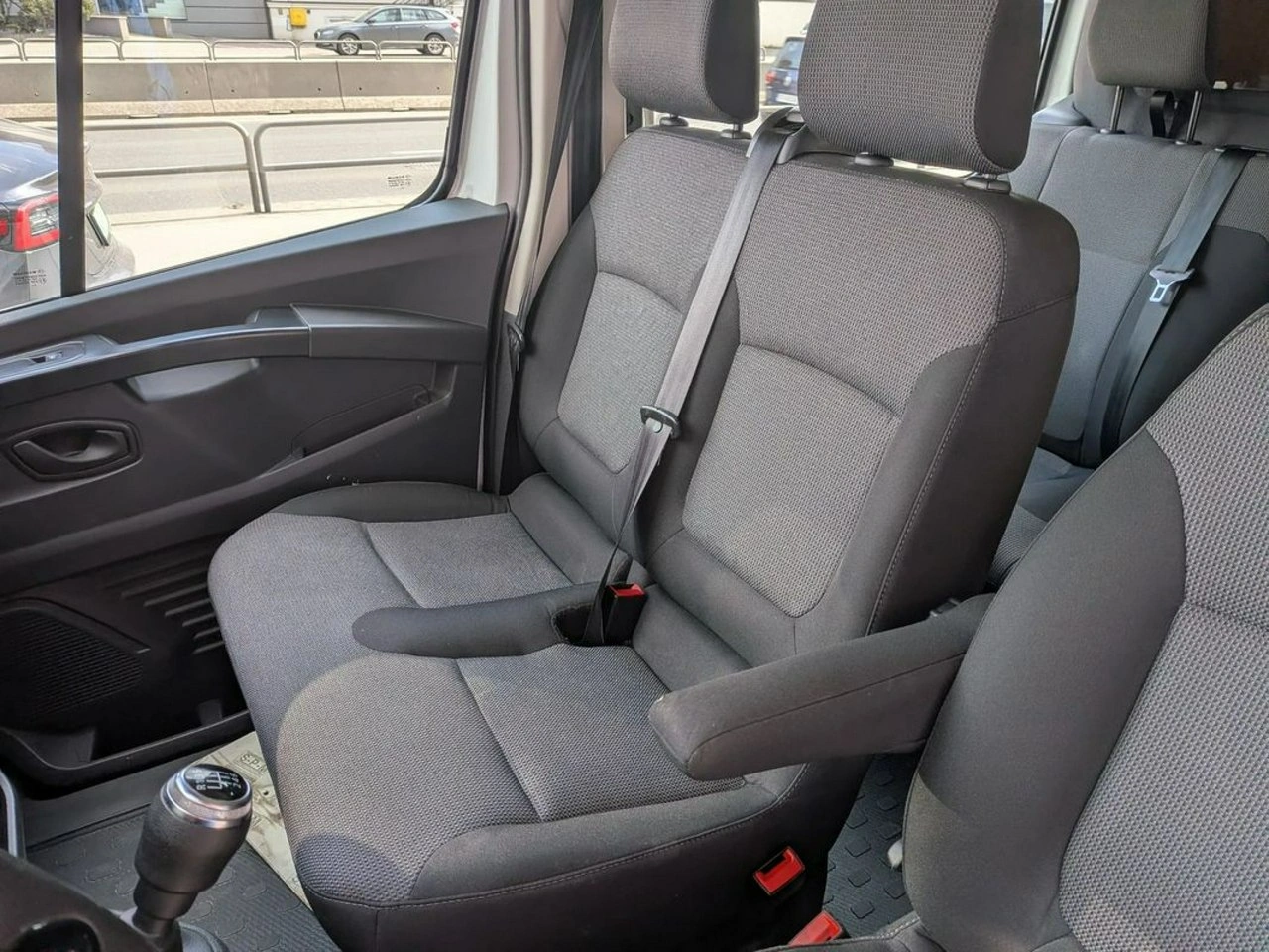 Renault Trafic - Zdjęcie 9