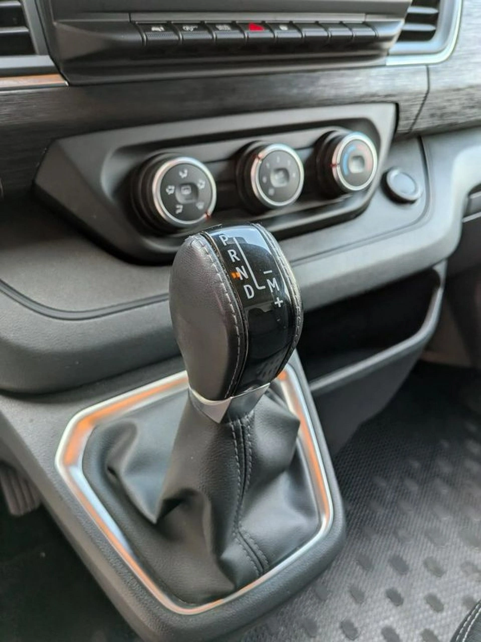 Renault Trafic - Zdjęcie 12