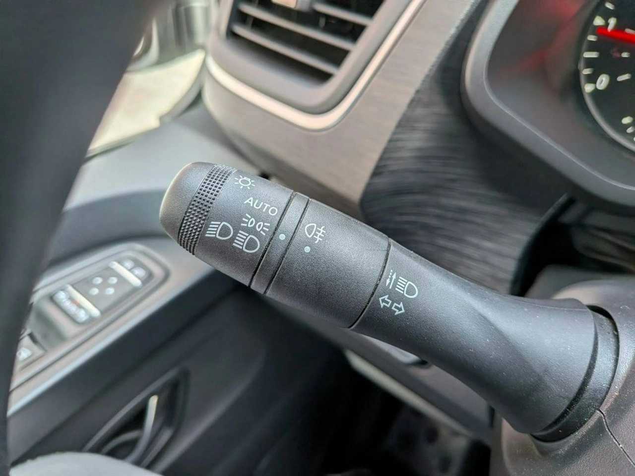 Renault Trafic - Zdjęcie 25