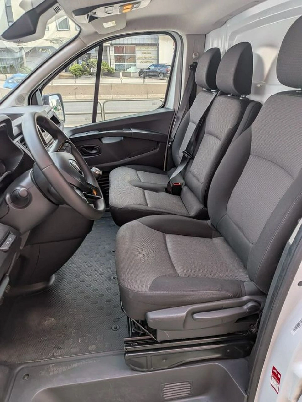 Renault Trafic - Zdjęcie 10