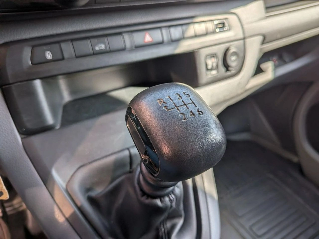 Toyota ProAce - Zdjęcie 18