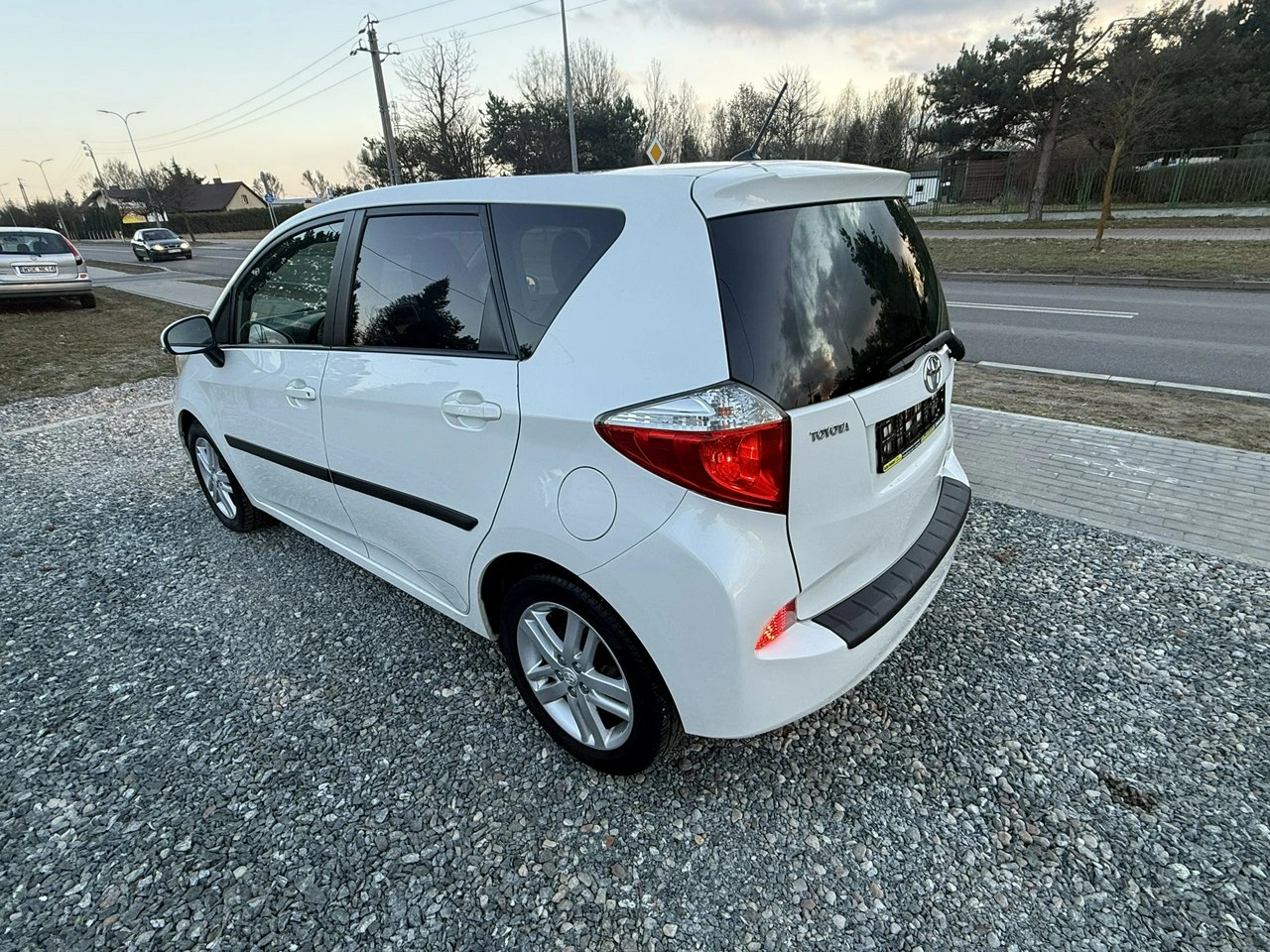 Toyota Verso S - Zdjęcie 1