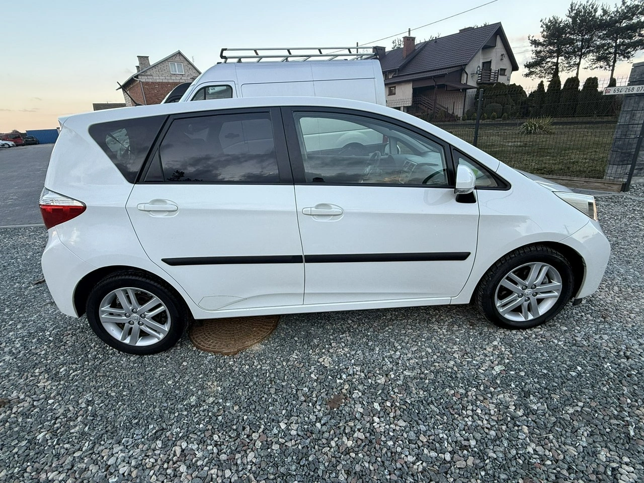 Toyota Verso S - Zdjęcie 11