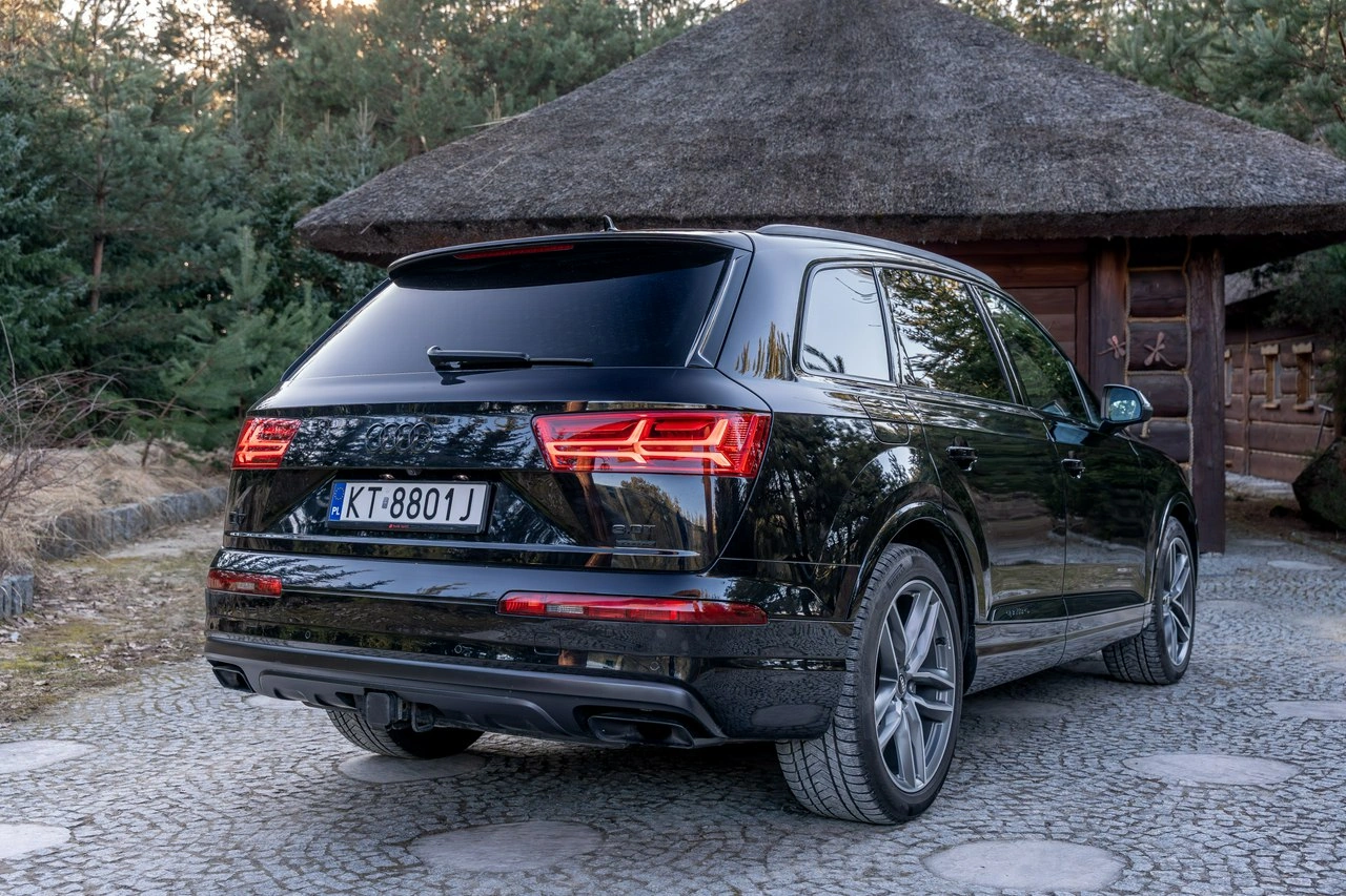Audi Q7 - Zdjęcie 12