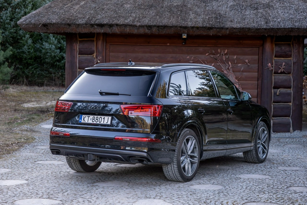 Audi Q7 - Zdjęcie 24