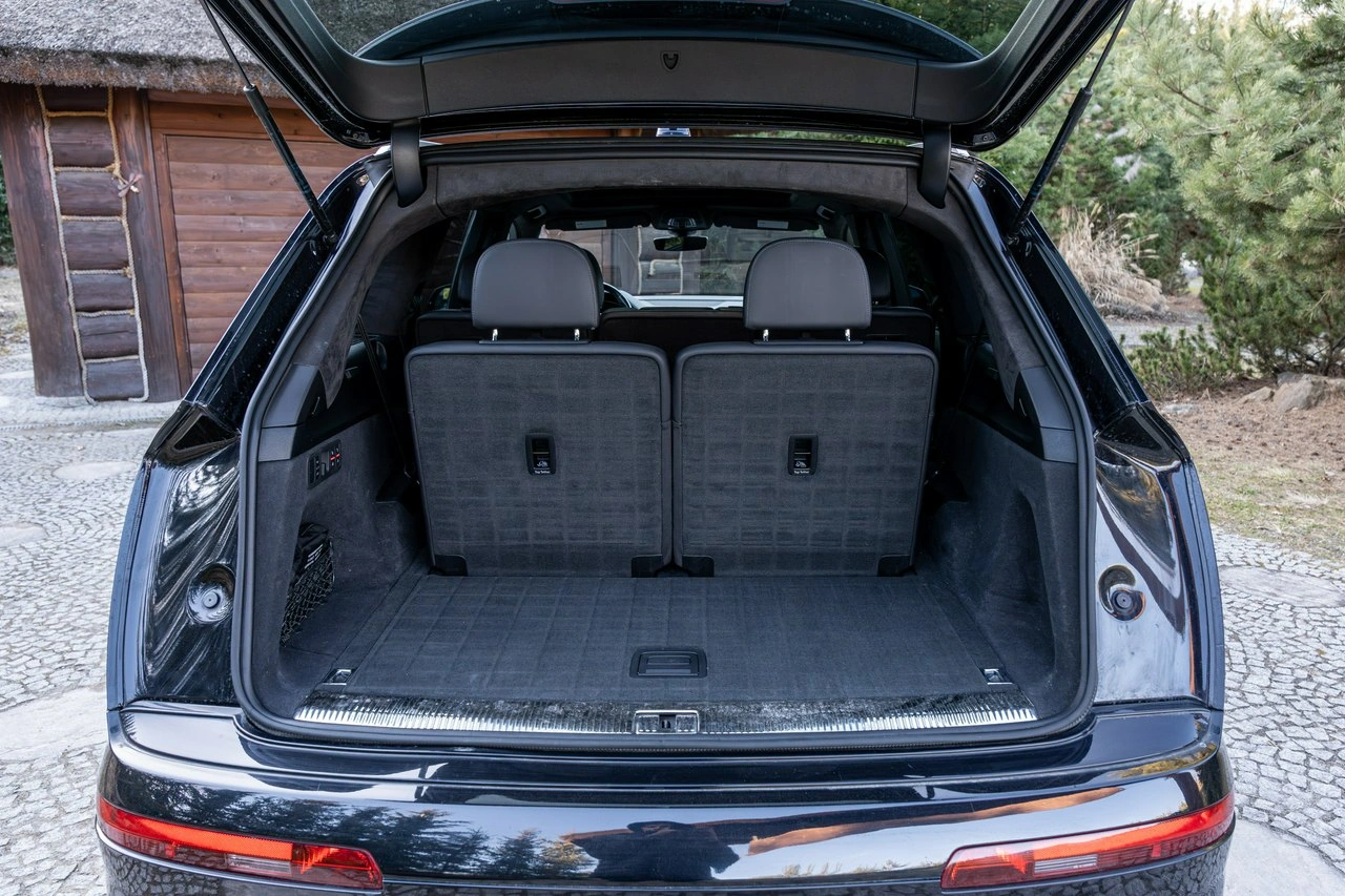 Audi Q7 - Zdjęcie 27