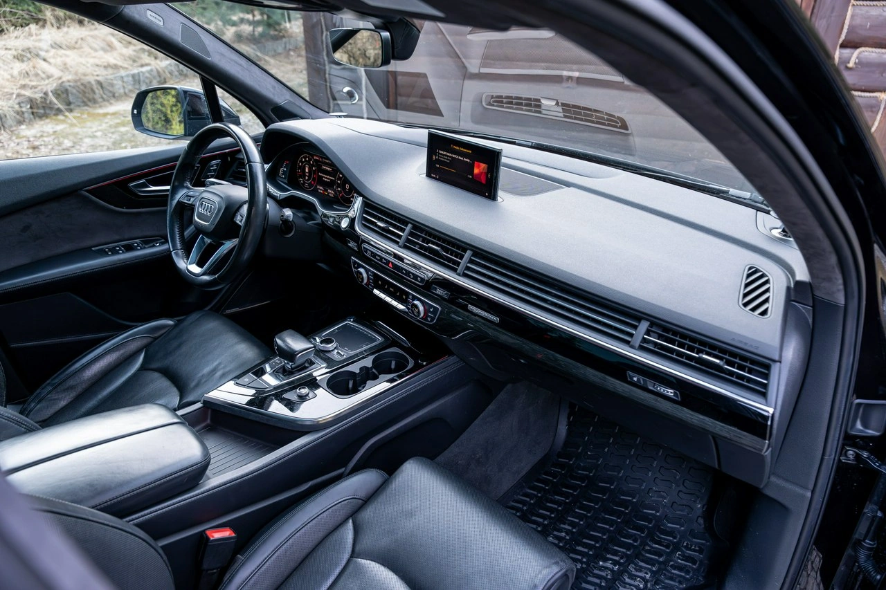 Audi Q7 - Zdjęcie 37