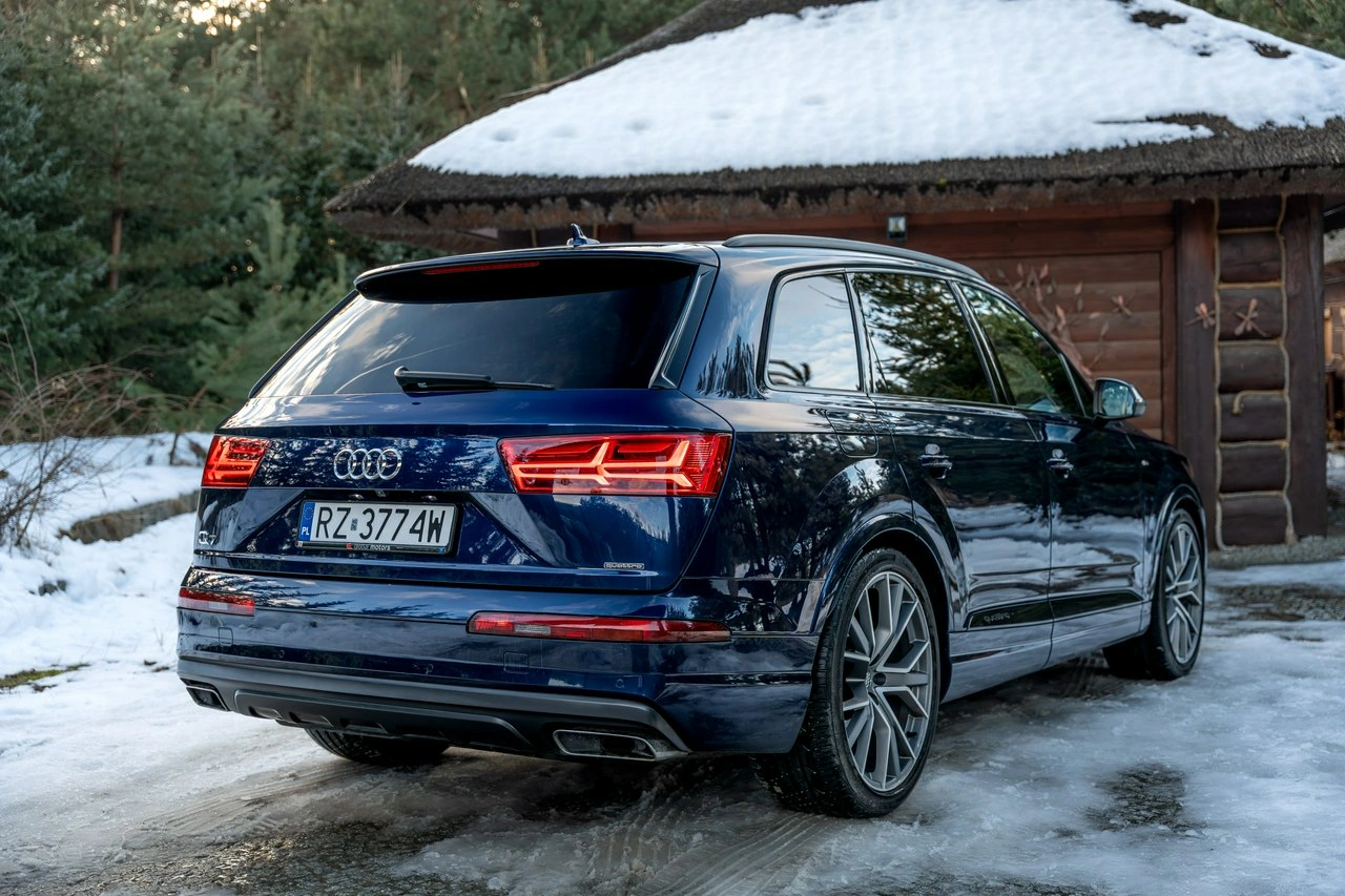 Audi Q7 - Zdjęcie 12