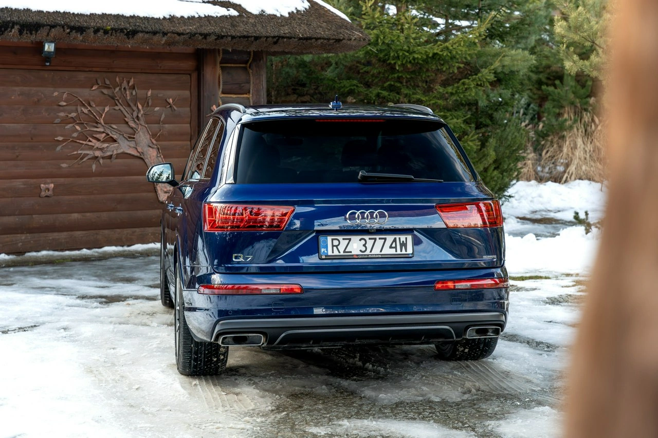 Audi Q7 - Zdjęcie 14