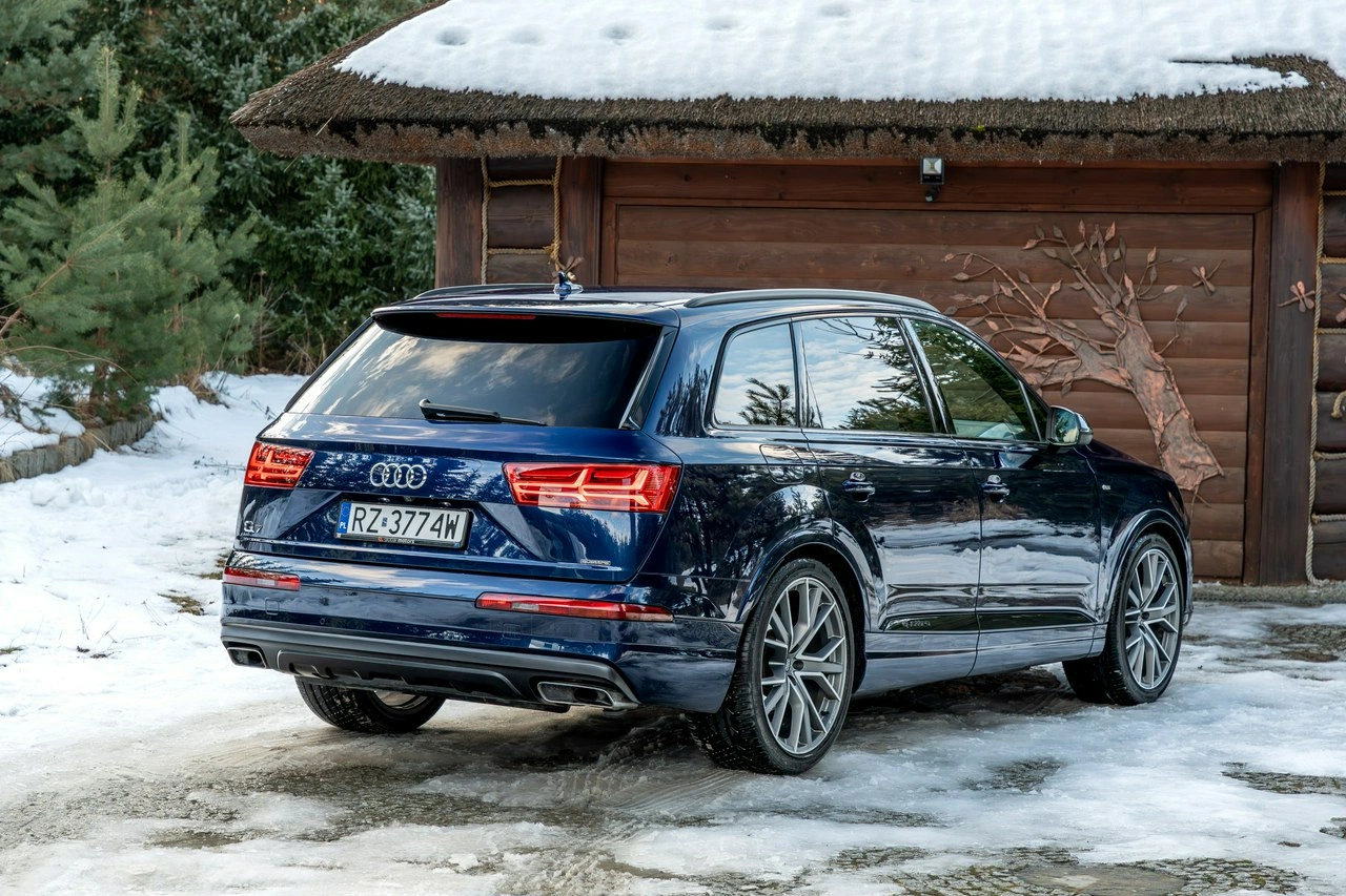 Audi Q7 - Zdjęcie 21