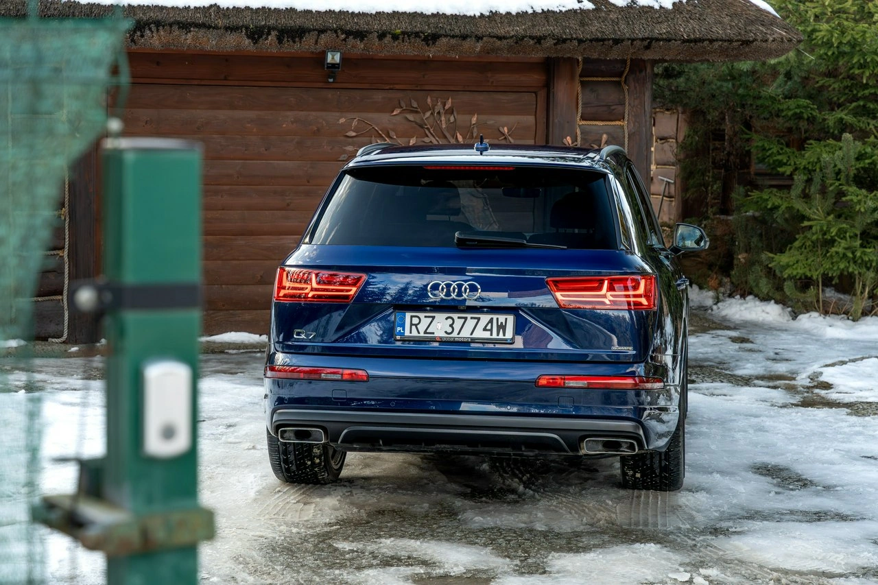 Audi Q7 - Zdjęcie 23