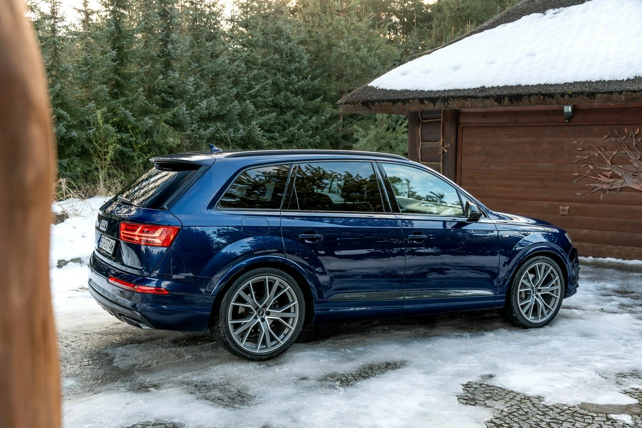 Audi Q7 - Zdjęcie 25