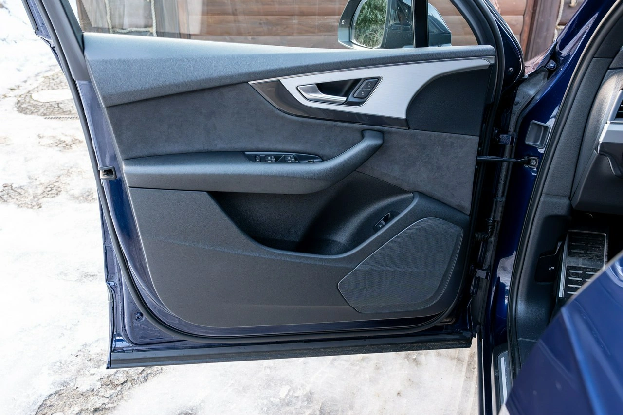 Audi Q7 - Zdjęcie 40