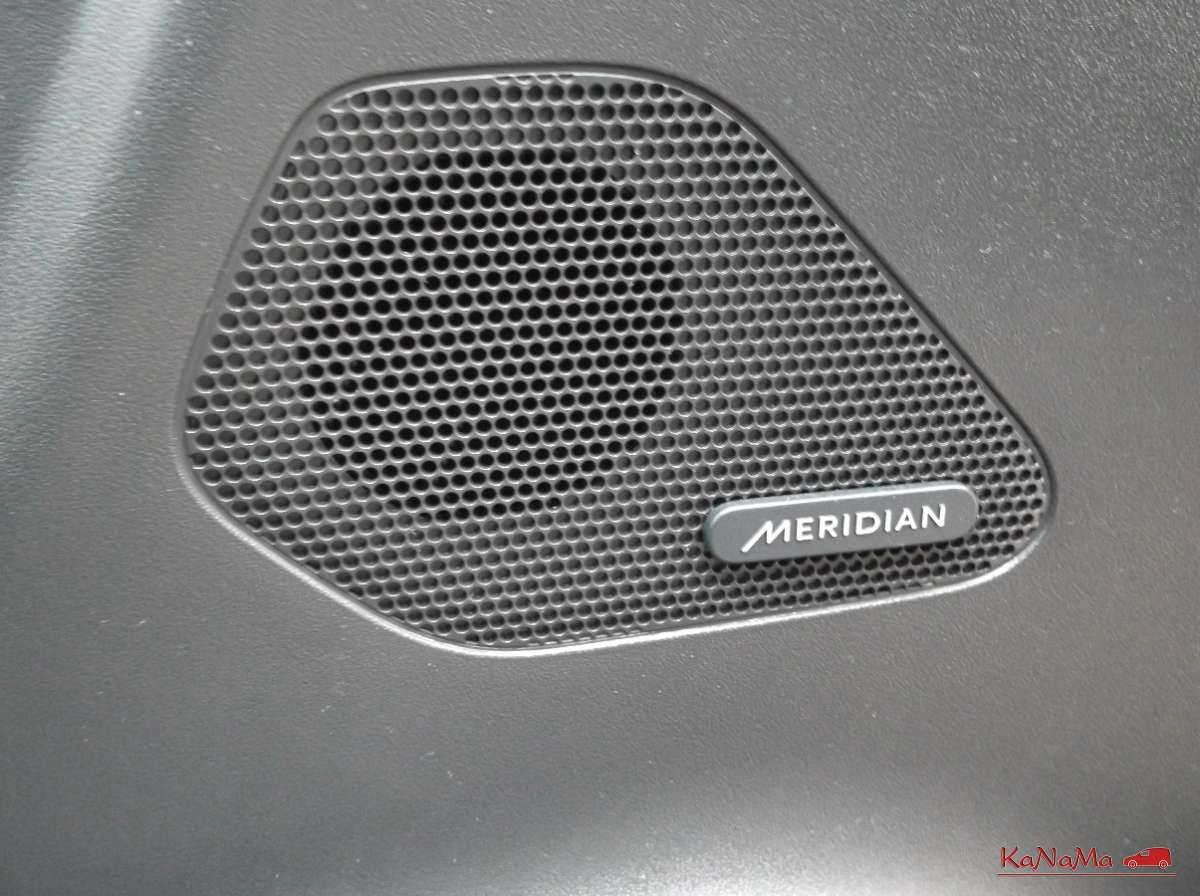 Jaguar F-Pace - Zdjęcie 18