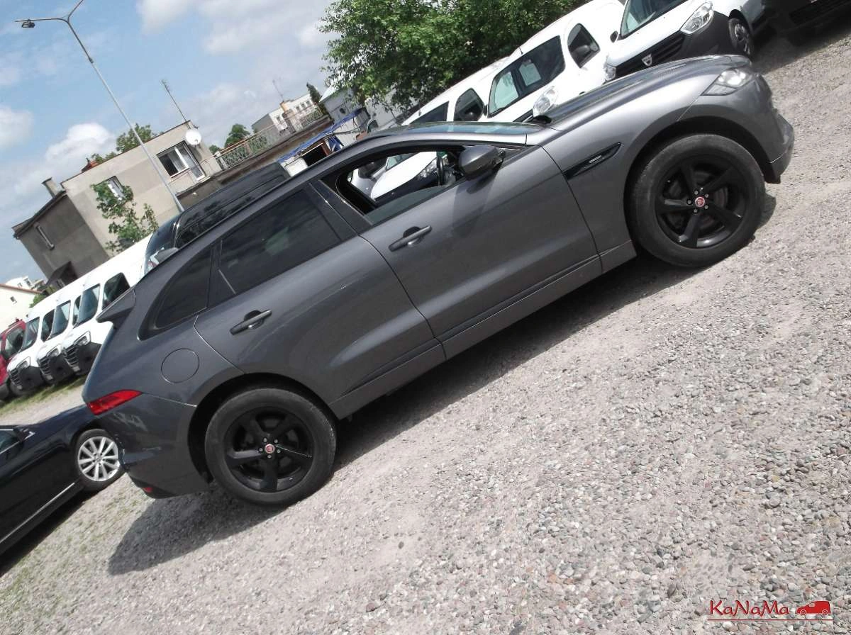 Jaguar F-Pace - Zdjęcie 25