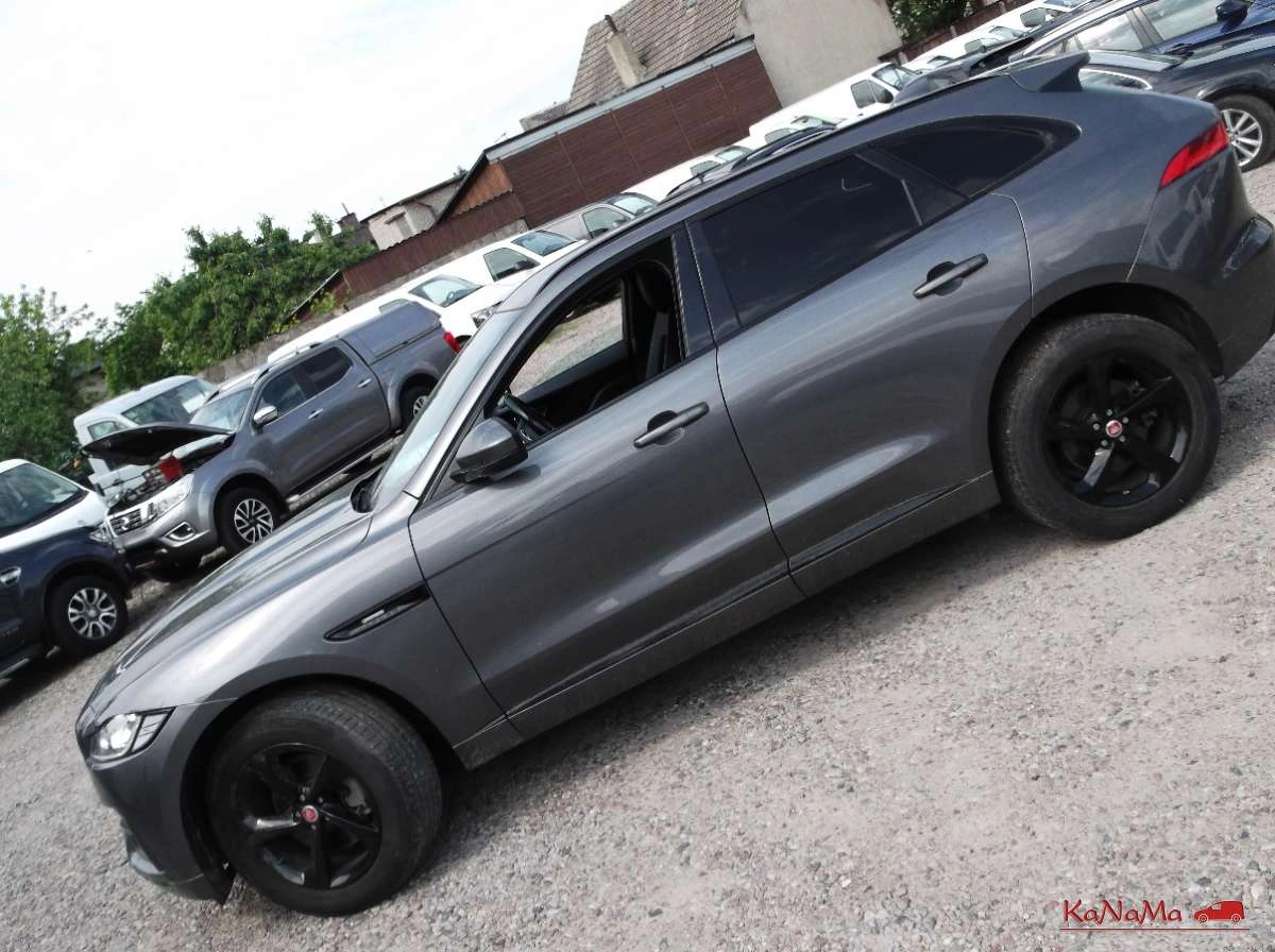 Jaguar F-Pace - Zdjęcie 28