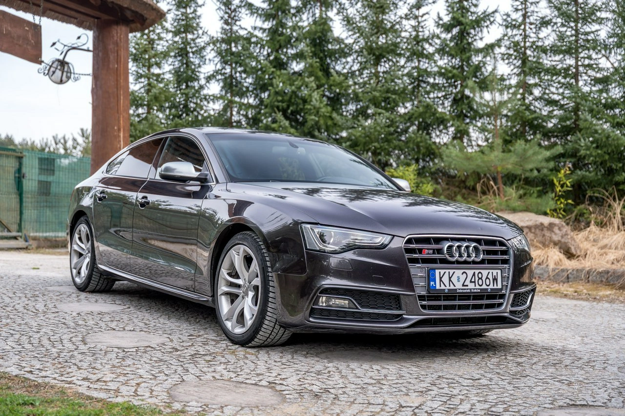 Audi S5 - Zdjęcie 22