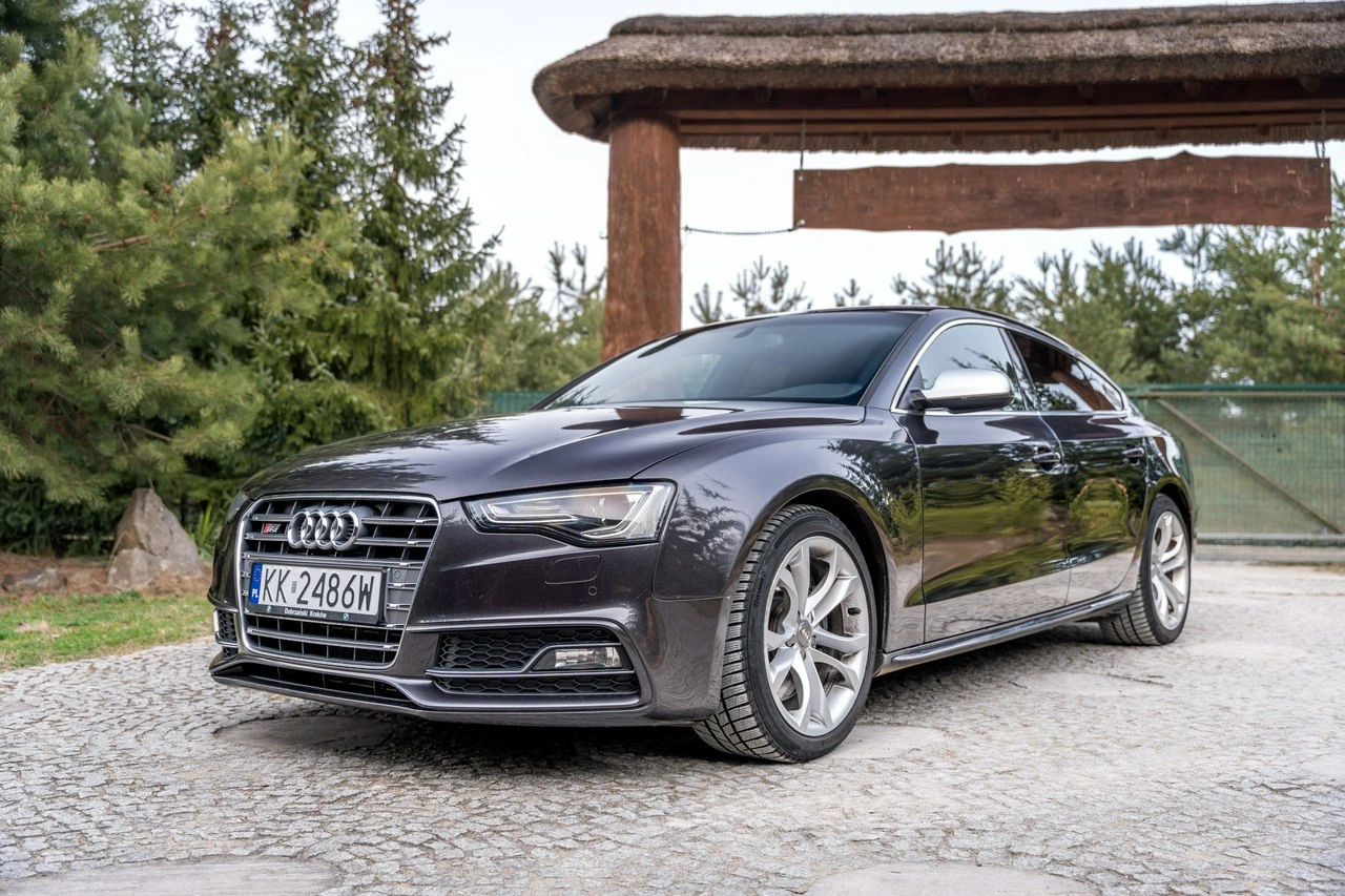 Audi S5 - Zdjęcie 24