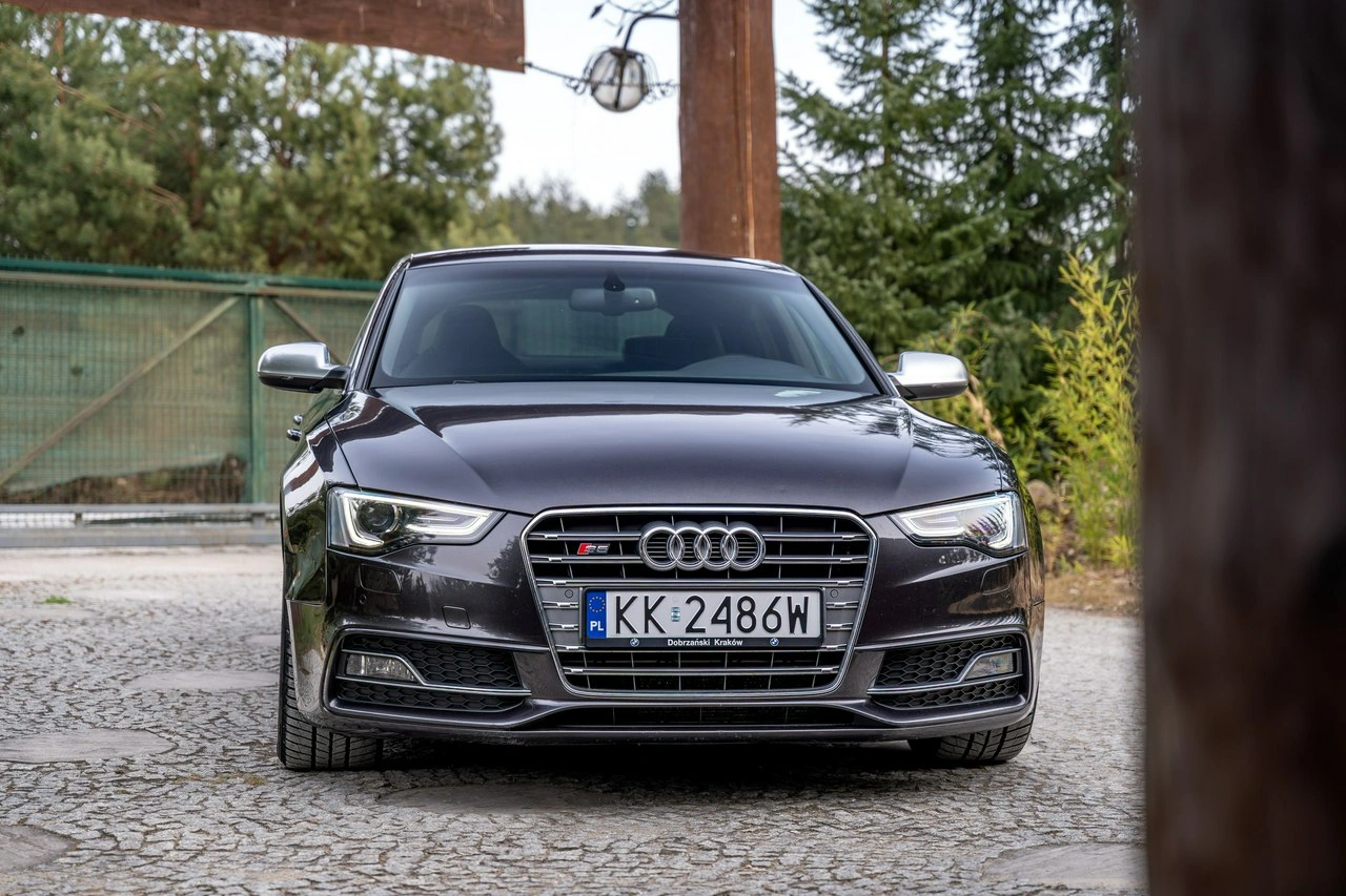 Audi S5 - Zdjęcie 30