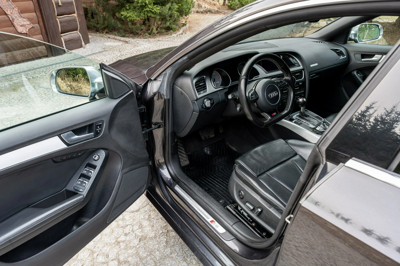 Audi S5 - Zdjęcie 35