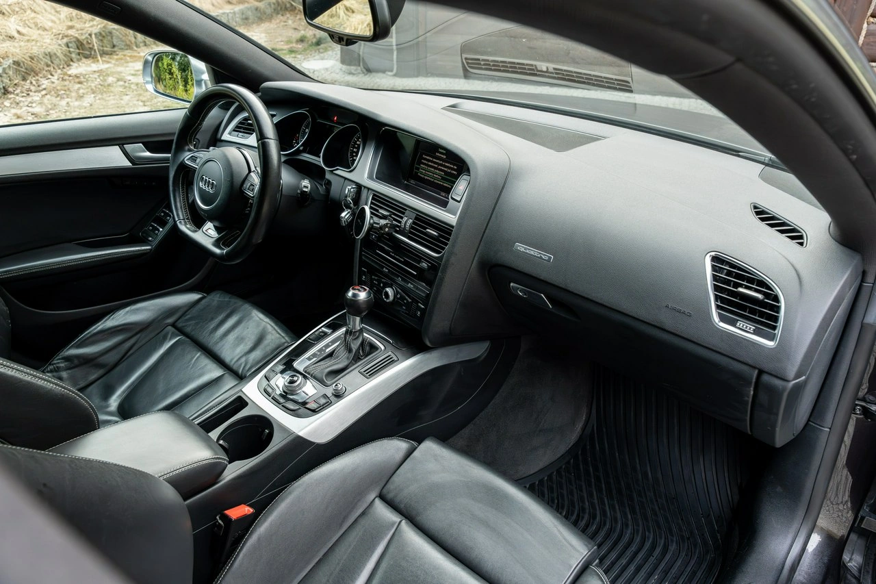 Audi S5 - Zdjęcie 41